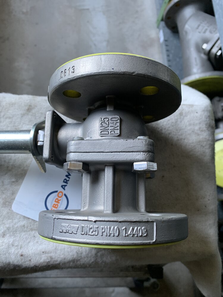 A+R A+R DN25PN40 1.4408. Flansch 115,Lochkreis 85mm