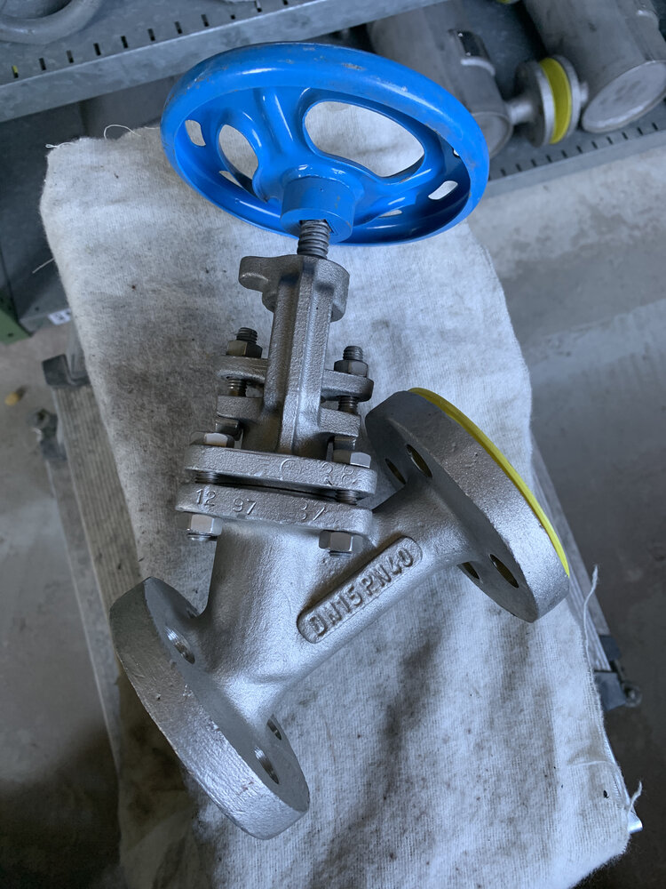 FK B114 ZR. DN15 PN40 