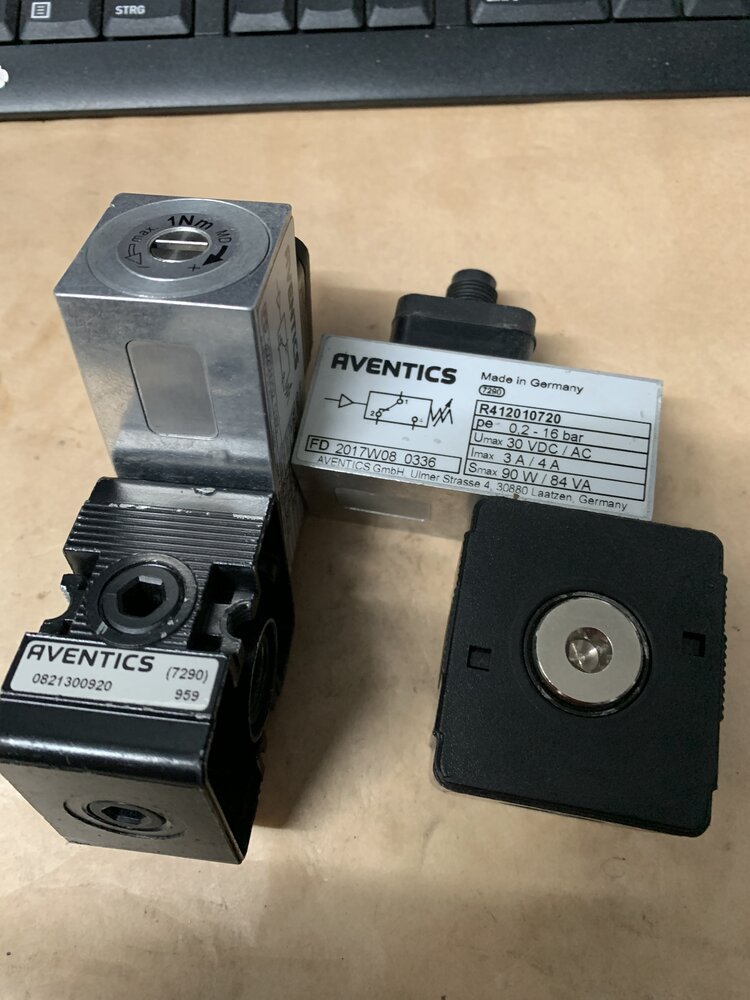 Aventics  R412010720+0821300920