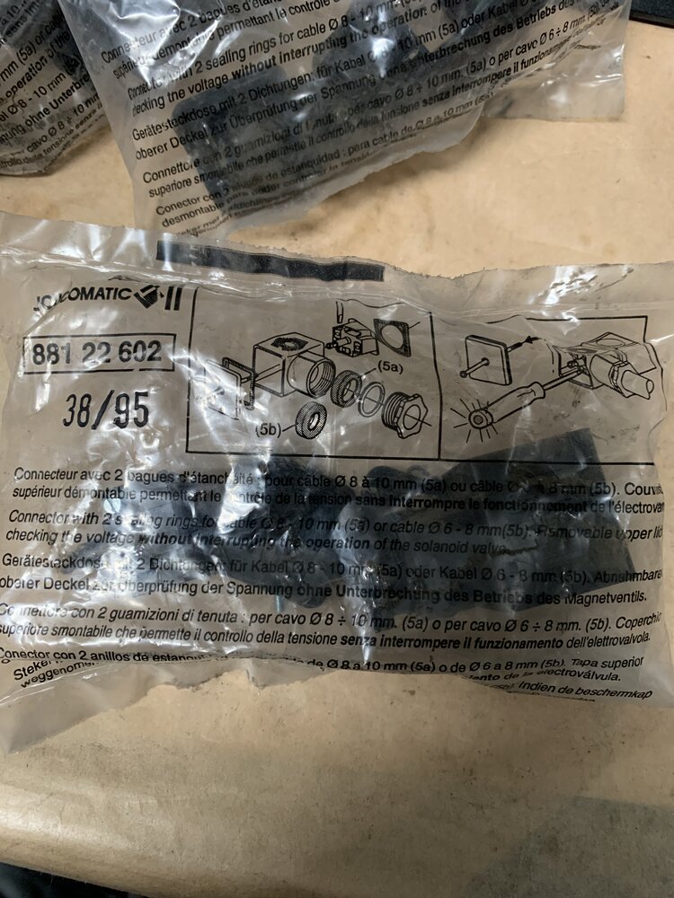 ASCO 881 22 602  (38/95)