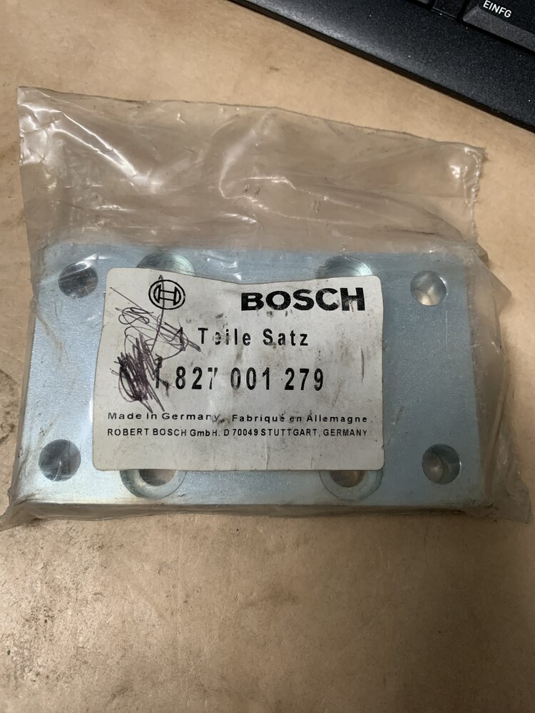 Bosch  1827001279