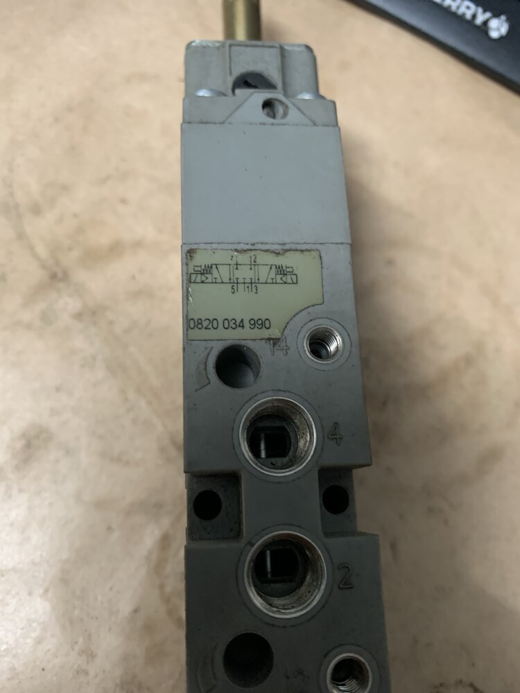 Rexroth  0820034990