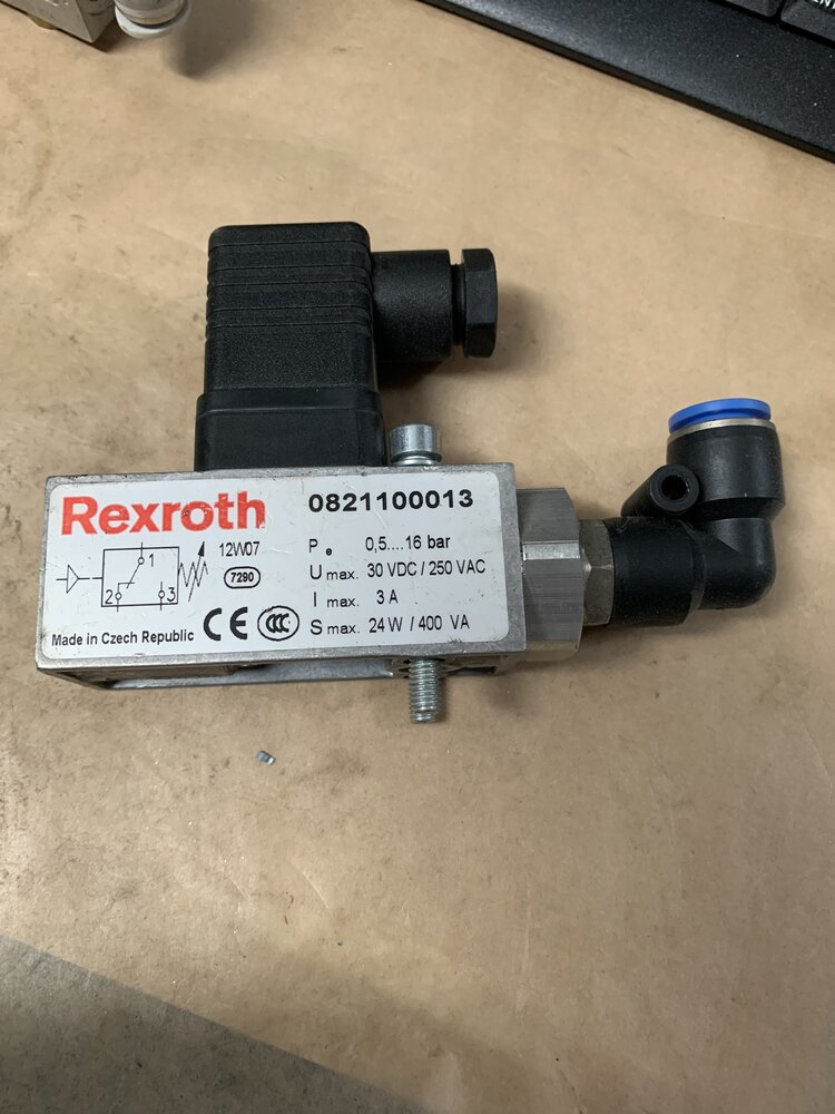 Rexroth  0821100013