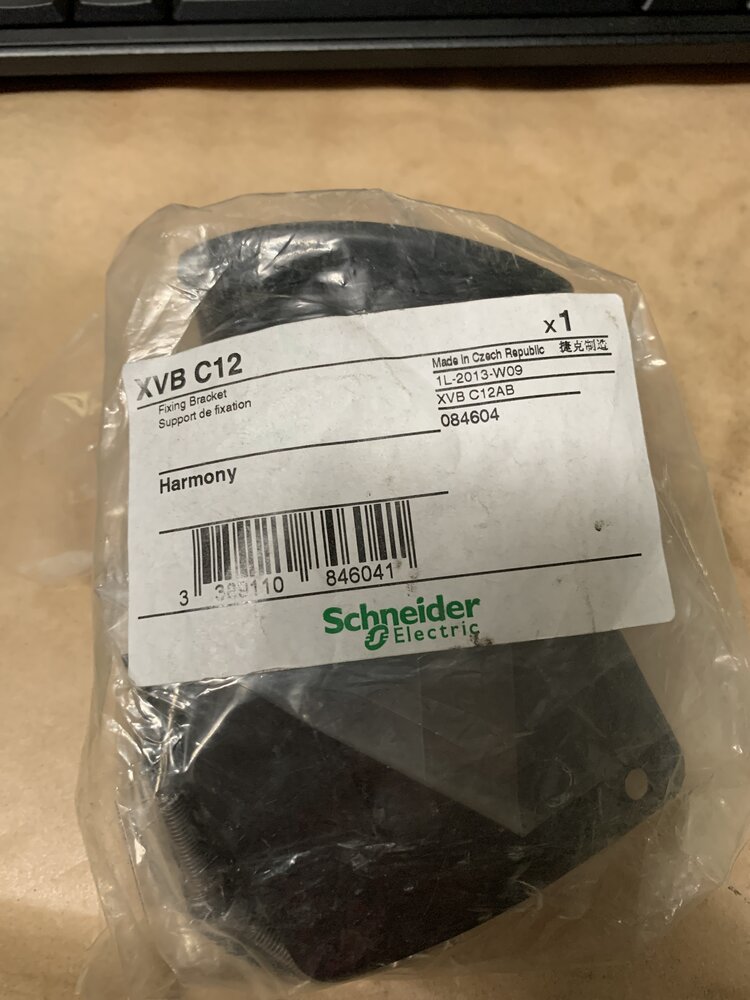 Schneider Electric  XVB C12