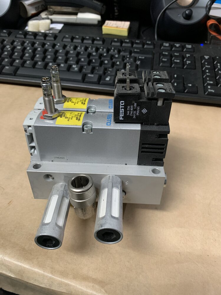 FESTO  VSVA-M52-MZ-A1-1C1-APP+VOFA-L26-T52-M-G14-1C1-APP - Bild 4