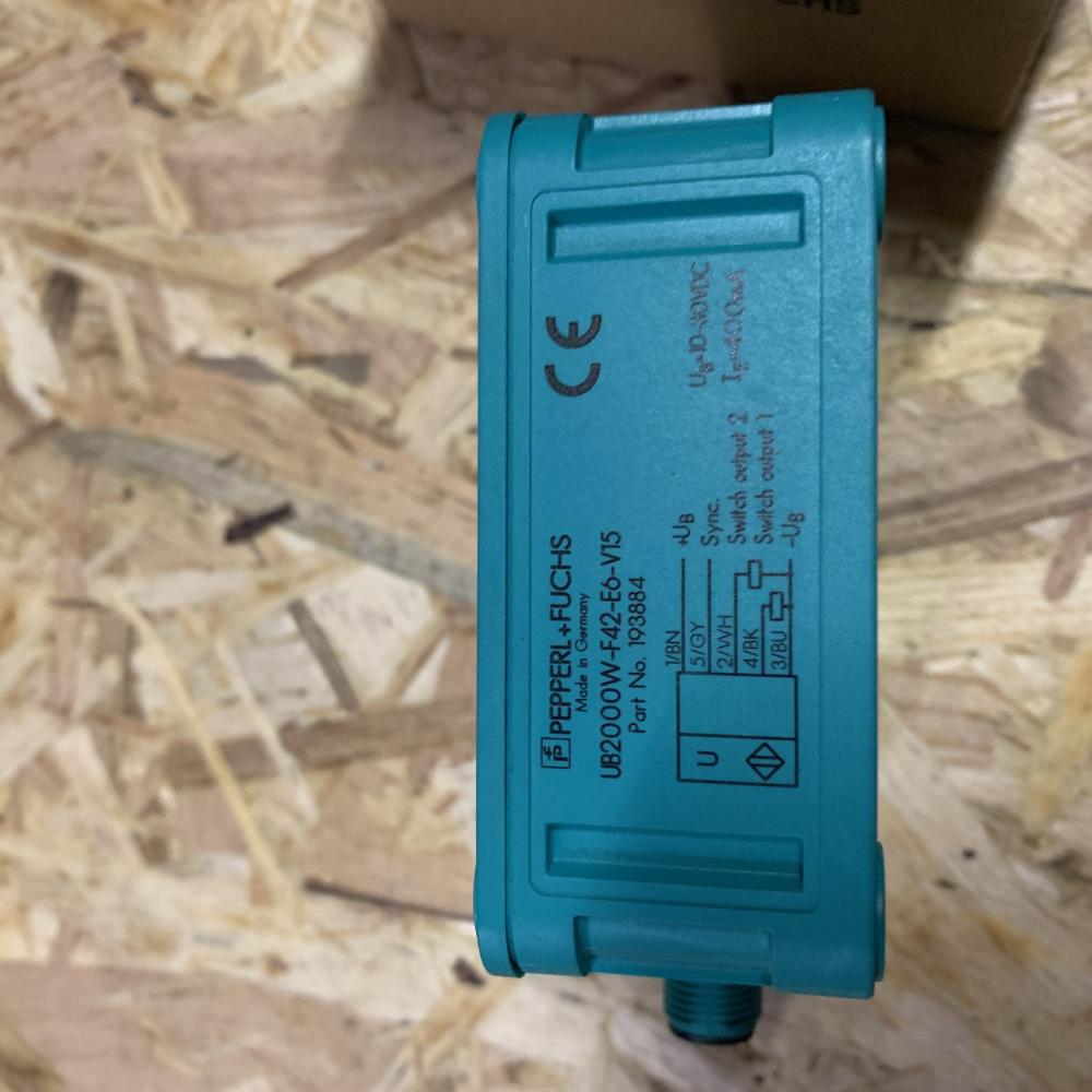Pepperl +Fuchs UB2000W-F42-E6-V15 - Bild 2