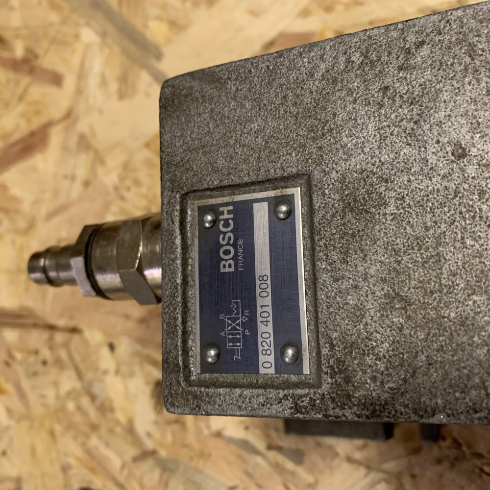 BOSCH 0 820 401 008 - Bild 2