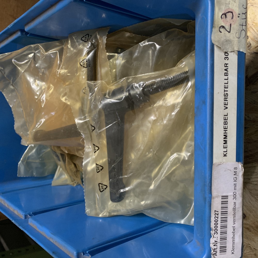 Klemmhebel verstellbar 300 mit IG M8 - Bild 2