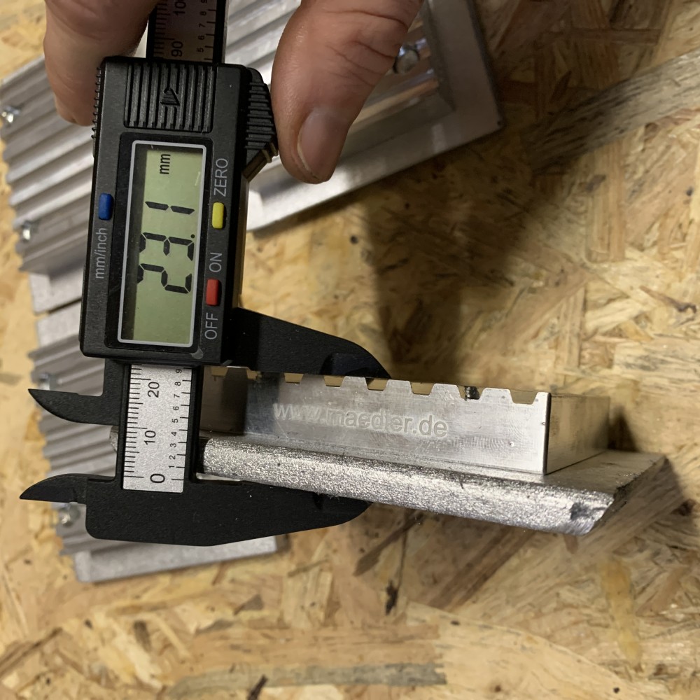 Maedler Klemmplatte für den Zahnriemen  - Bild 3