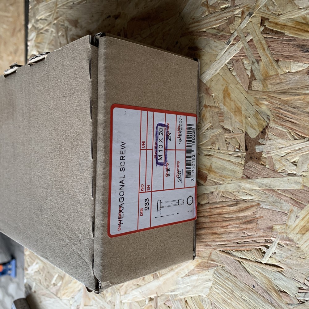 Sechskantschrauben M10x20