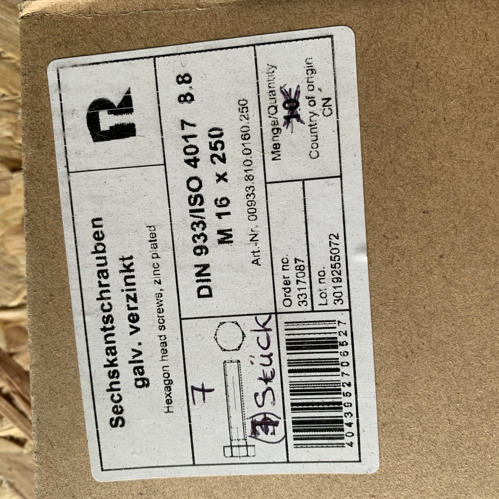 Sechskantschrauben M16x250