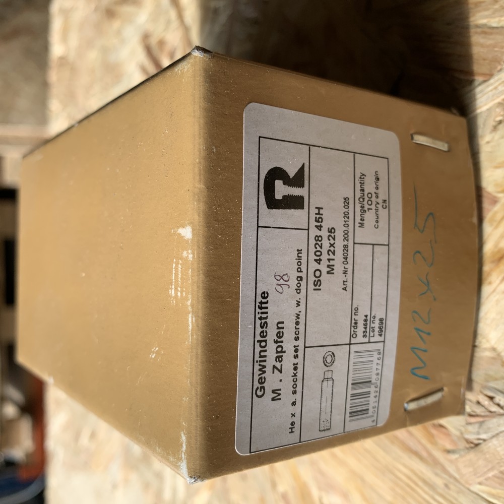 Gewindestifte M.Zapfen  ISO 4028 45H  M12x25