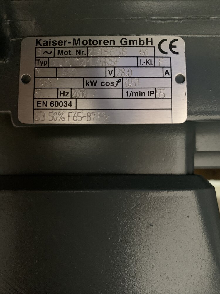 Kaiser+SEW Мотор: GDNK112ML/4RSF;  Редуктор: R77/A