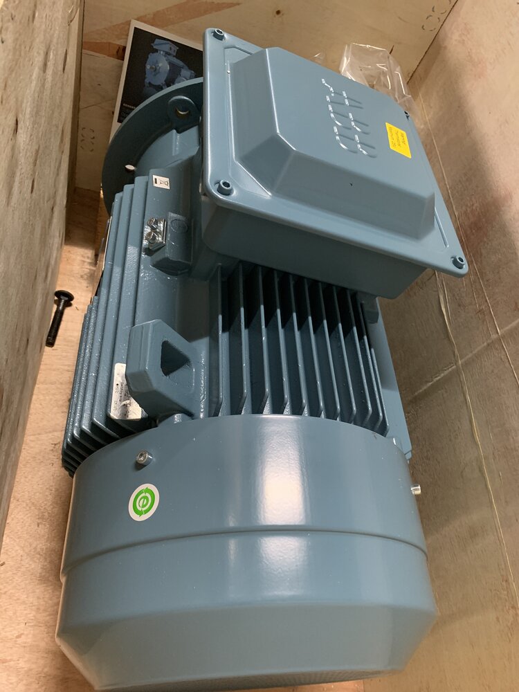 ABB IE3 M2BAX180MLA4 - Bild 3