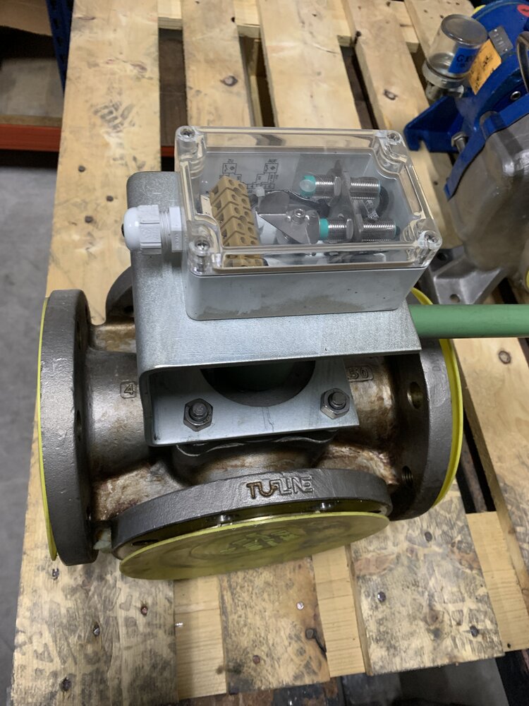 EL-O-MATIC +. TUFLINE Привод: P+F NG4-12GM40 E3; Ventil : CF8M/ 150/4 - Bild 3